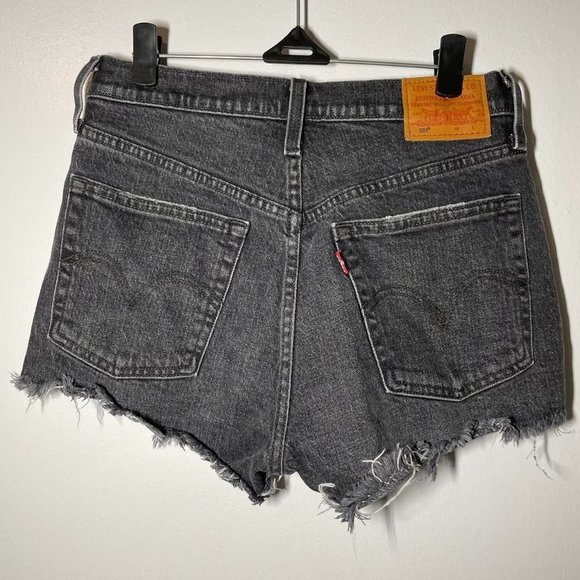 Levi's Black Denim Women's Shorts - Picture 3 of 4